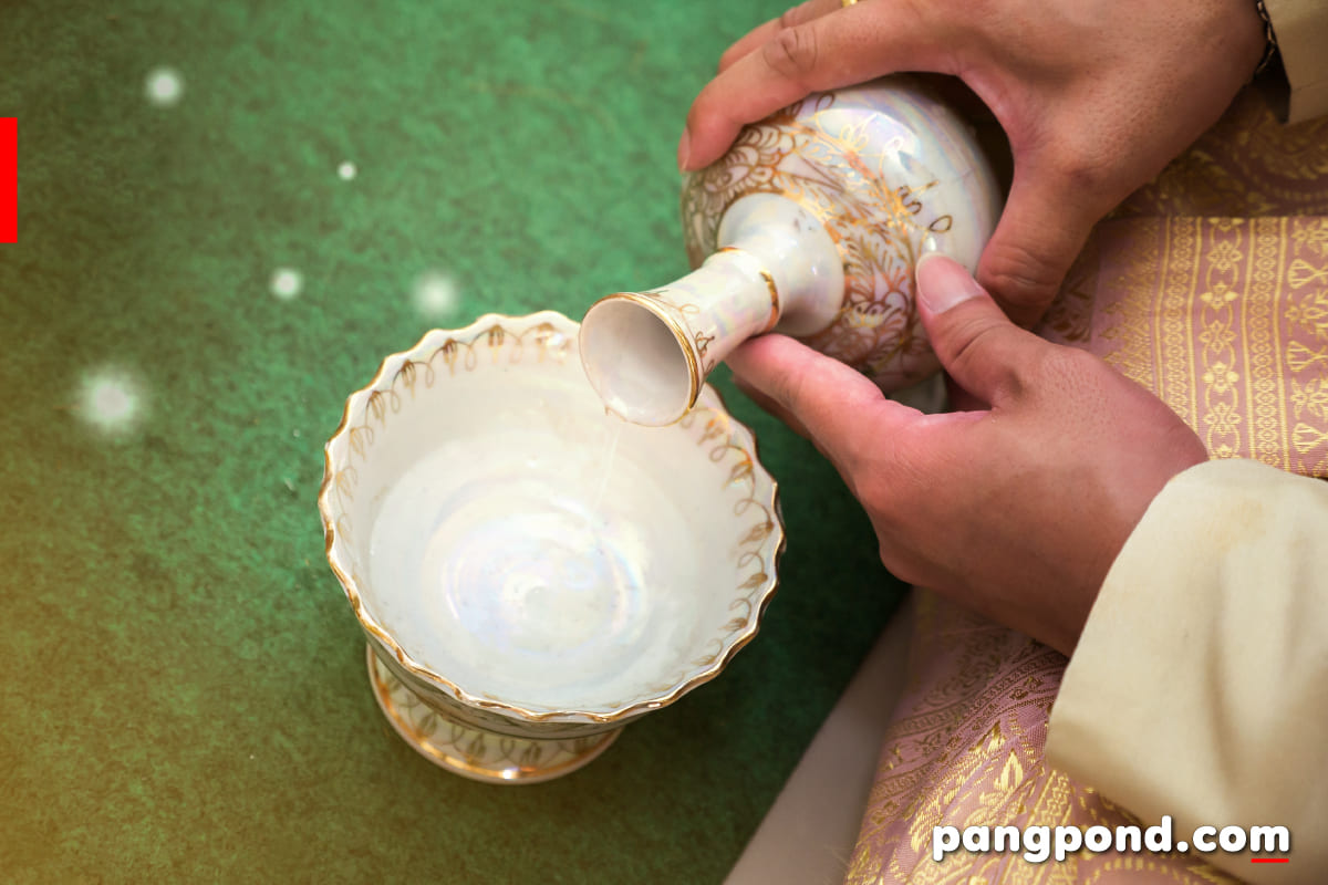 บทกรวดน้ำกิจกรรมหาทางออกการช่วยเหลือคนในสภาวะฉุกเฉินการอุทิศ 12 การกรวดน้ำในงานแต่งงาน