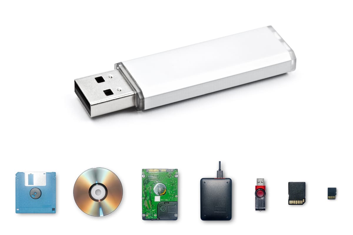 อุปกรณ์เทคโนโลยี 150 บทบาทสำคัญ สารสนเทศนิยมในชีวิตประจำวัน? 10 หน่วยความจำแบบแฟลช