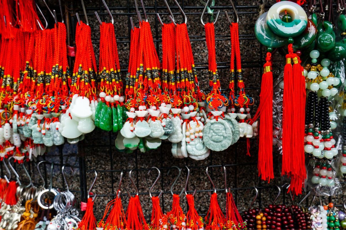 เครื่องรางฮ่องกง การเงินความรักด้ายแดงรู้ก่อนจะไม่พลาด 7 เครื่องราง? 4 %E0%B9%80%E0%B8%84%E0%B8%A3%E0%B8%B7%E0%B9%88%E0%B8%AD%E0%B8%87%E0%B8%A3%E0%B8%B2%E0%B8%87%E0%B8%AE%E0%B9%88%E0%B8%AD%E0%B8%87%E0%B8%81%E0%B8%87%E0%B8%81%E0%B8%B2%E0%B8%A3%E0%B9%80%E0%B8%87%E0%B8%B4%E0%B8%99 2