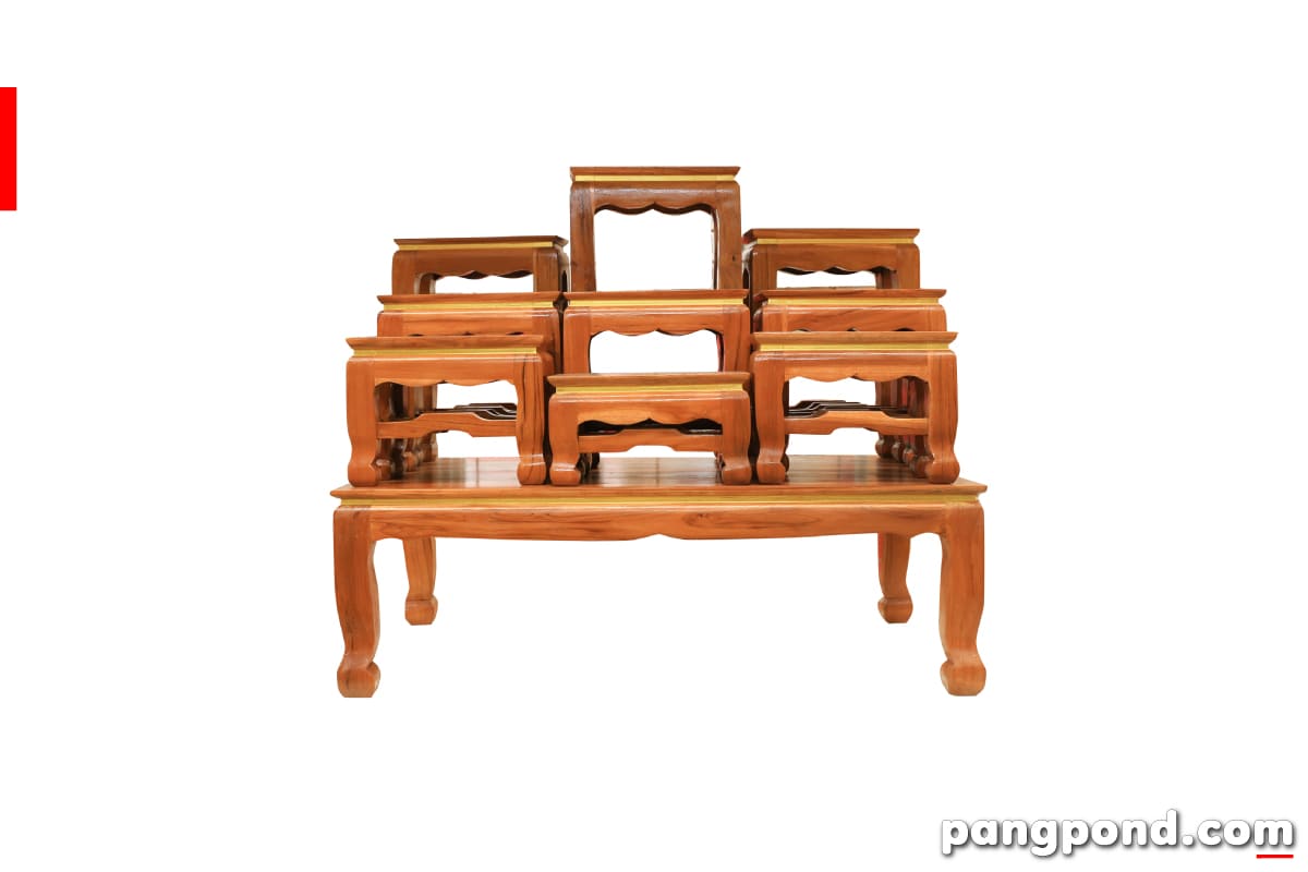 การจัดโต๊ะหมู่บูชา (Arranging the altar table) การจัดโต๊ะหมู 2 โต๊ะหมู่บูชา