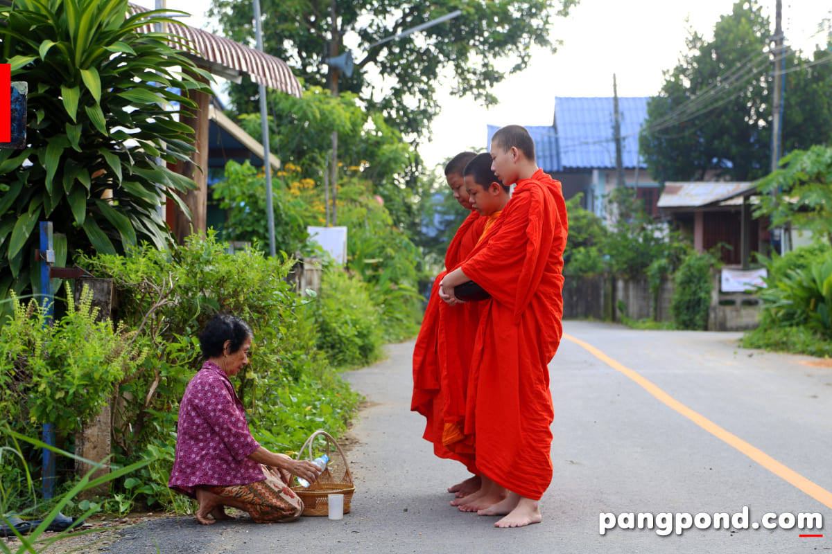 เลข ฝันเห็นพระสงฆ์ เจ้าองค์สร้อยใหญ่เครื่องเลขครบจบ 7 เลข? 6 ฝันดีวันพระ